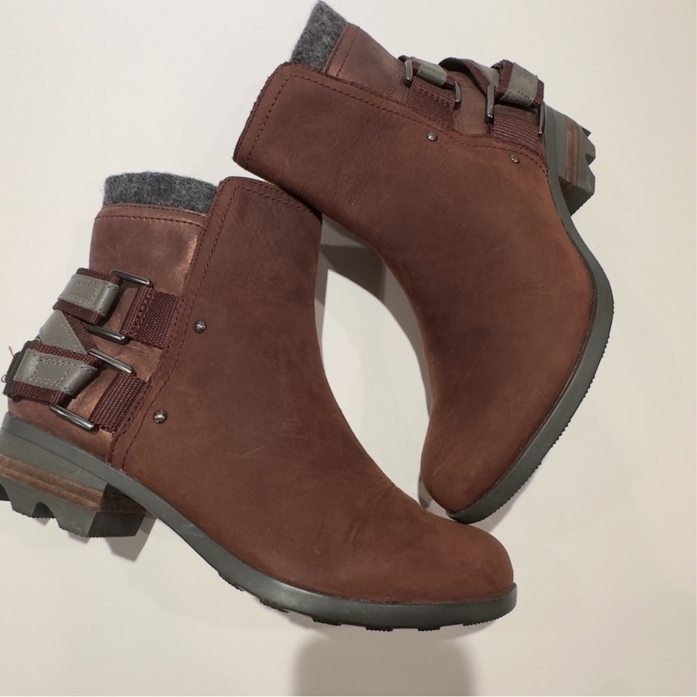 Sorel Women's Lolla Chestnut/ Rusty Red Nubuck Leather Ankle Booties - Picture 4 of 10